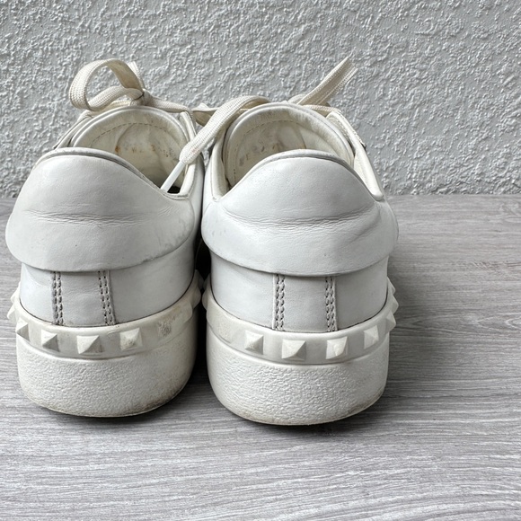 Valentino Garavani White & Gold Rockstud Sneakers Made in Italy - Picture 15 of 16